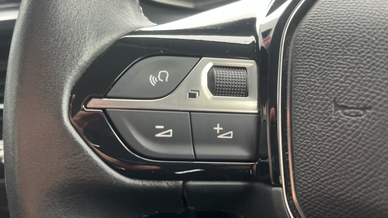 Peugeot 208 1.2 PureTech 100 Active 5dr Petrol Hatchback